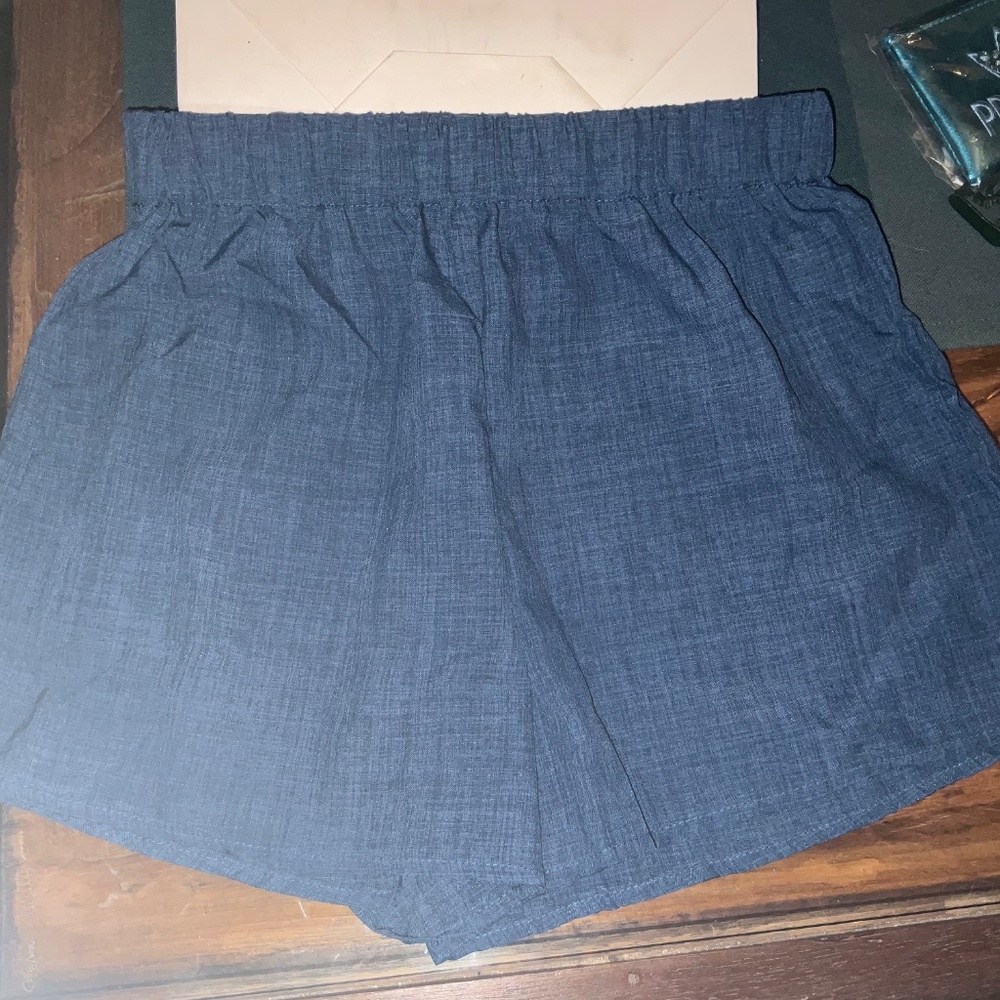 SHEIN Short Set - Picture 4 of 4